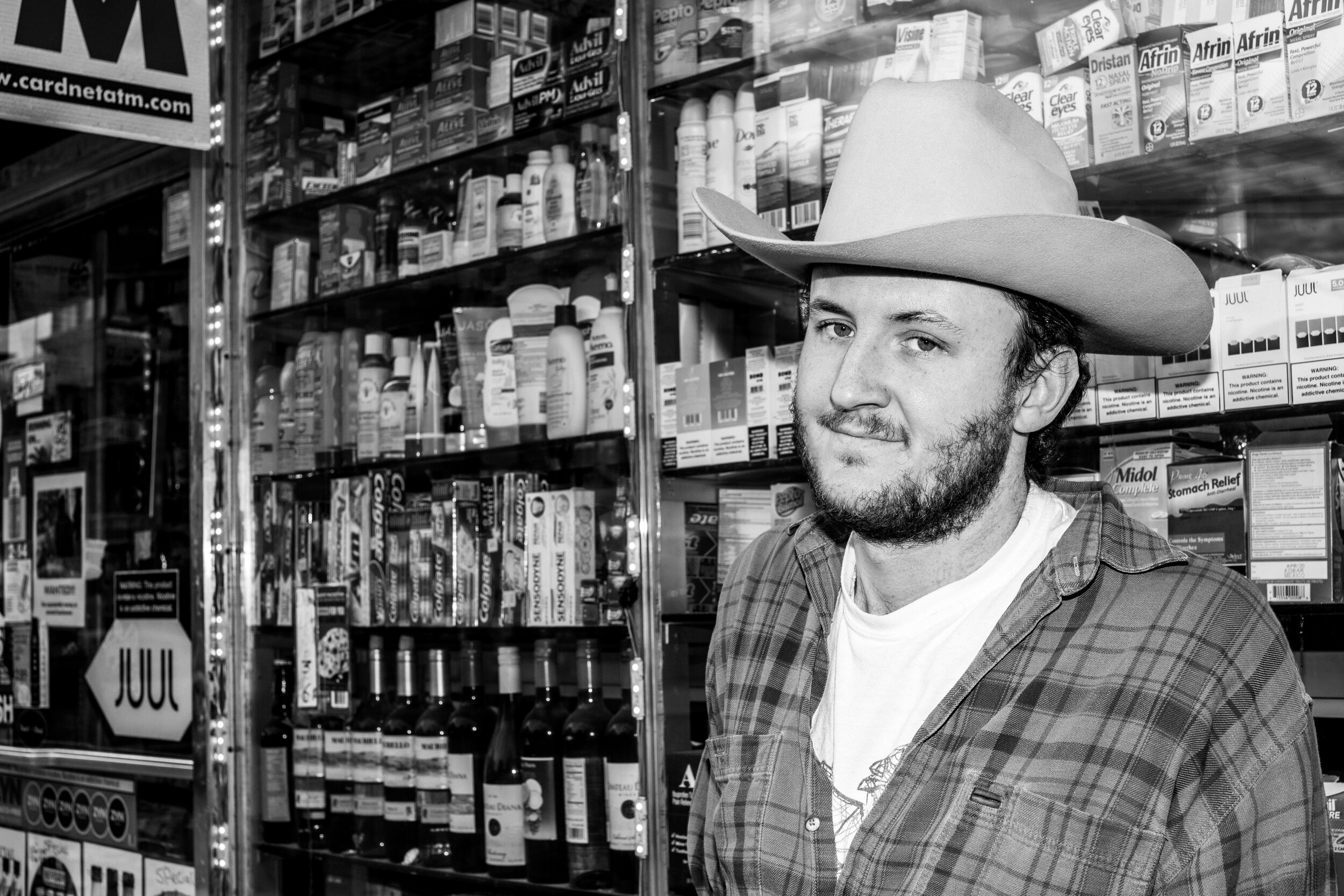 Dougie+Poole+-+The+Freelancer's+Blues+-+Press+Photo+1+by+Kevin+Condon Dougie Poole