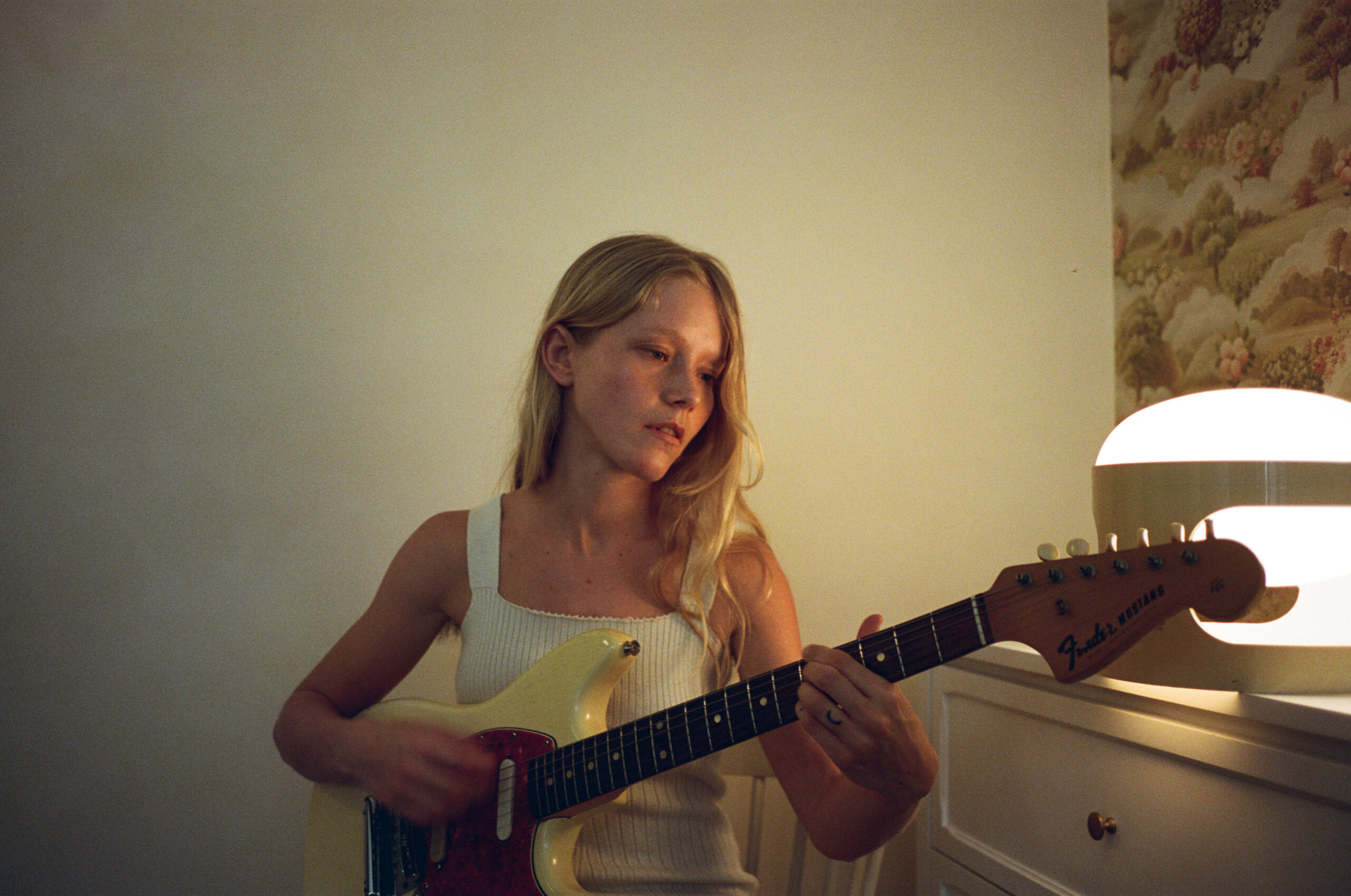 Alice Phoebe Lou Alice Phoebe Lou