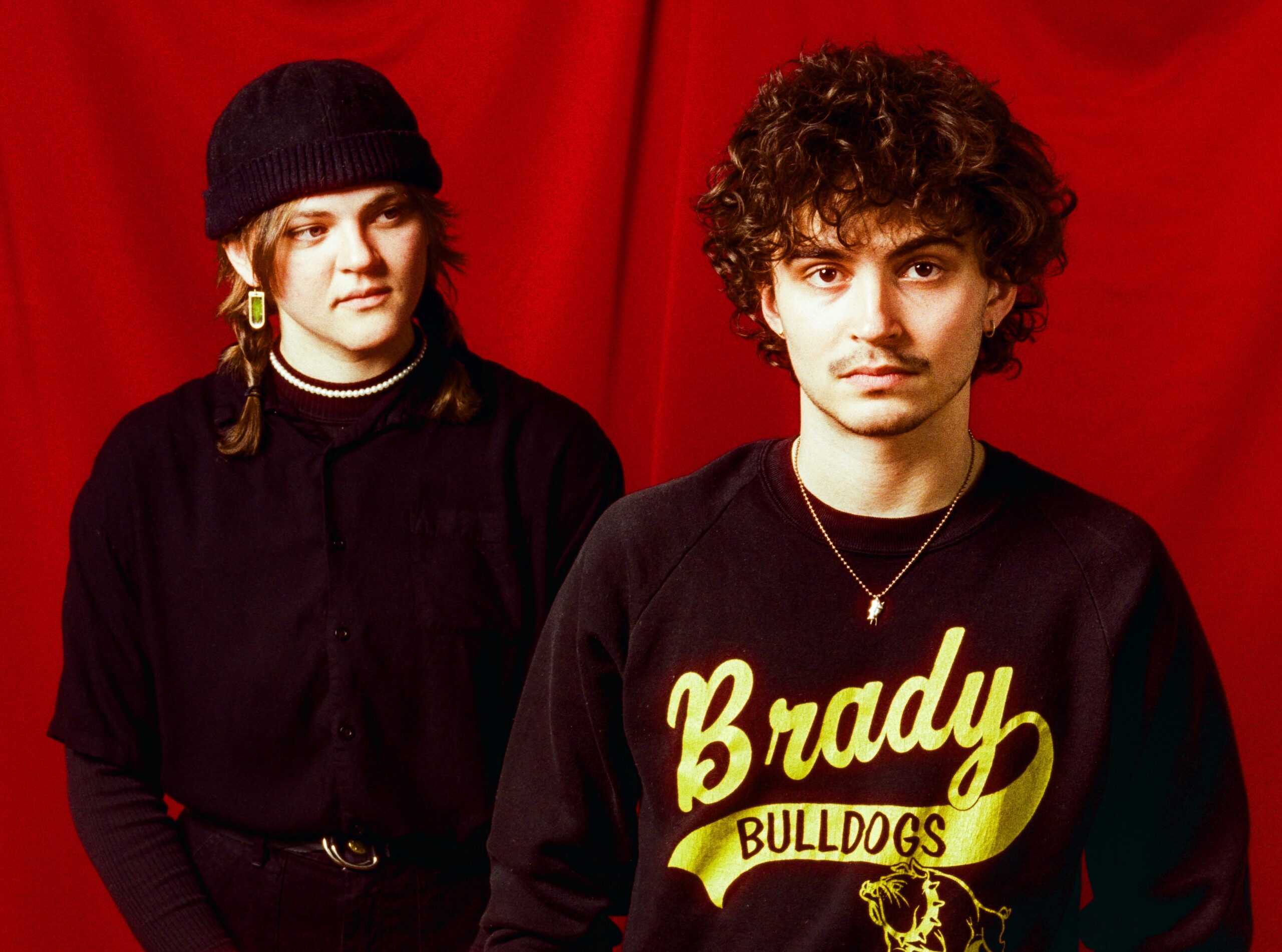 Friko-horizontal-album-announce-press-photo-credit-Pooneh-Ghana Friko