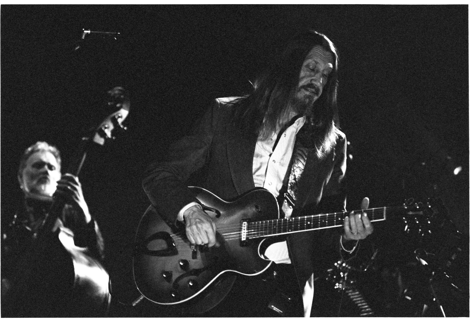 The Wood Brothers - Strathmore Music Center North Bethesda MD - 11.16.24 - 35mm Film Photo by Casey Ryan Vock (7) The Wood Brothers @ The Music Center at Strathmore North Bethesda, MD 11.16.24 35mm film photo by Casey Ryan Vock