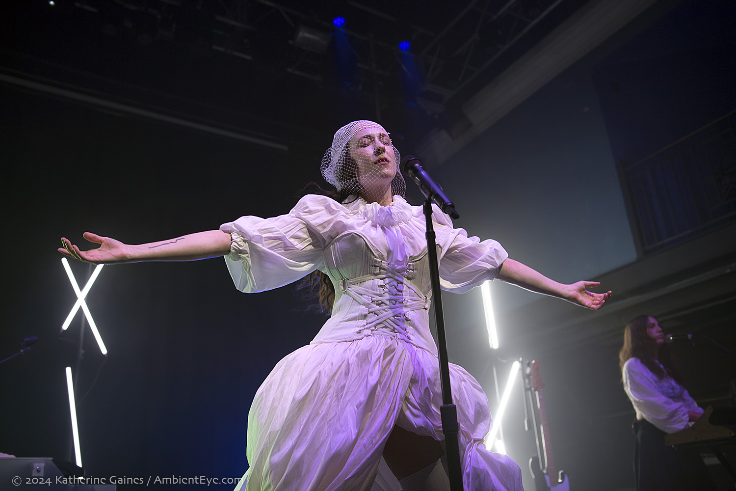 allie x, 9:30 club, katherine gaines, ambienteye photography, 11/6/2024
