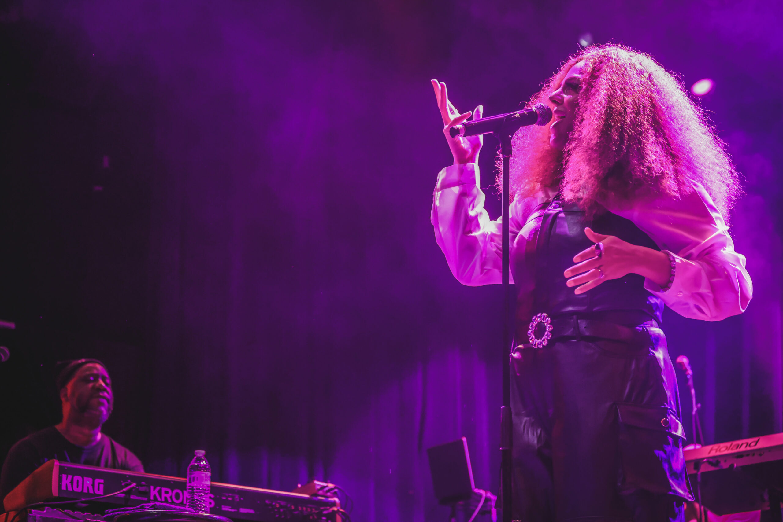 RobertGlasper Robert Glasper w/ Marsha Ambrosius