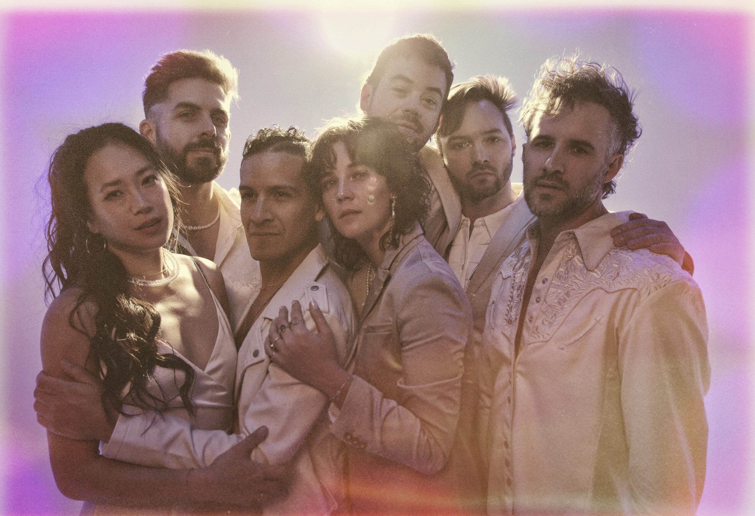 SR&TF - Band Photo -(credit_ Shervin Lainez) Sammy Rae & The Friends