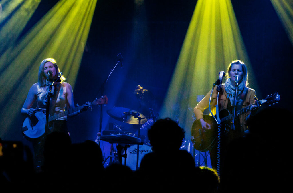 Shook Twins, Bham, 2025-01-23