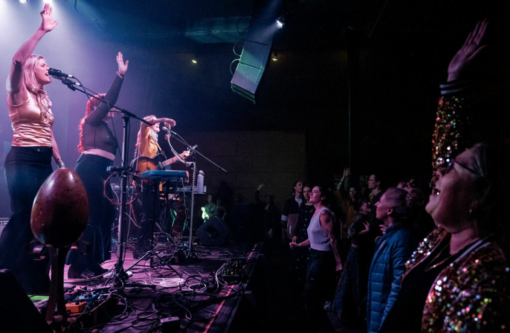 Shook Twins, Bham, 2025-01-23