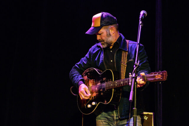 DSC_5876-copywb2 J Foucault, Bham, 10-28-25